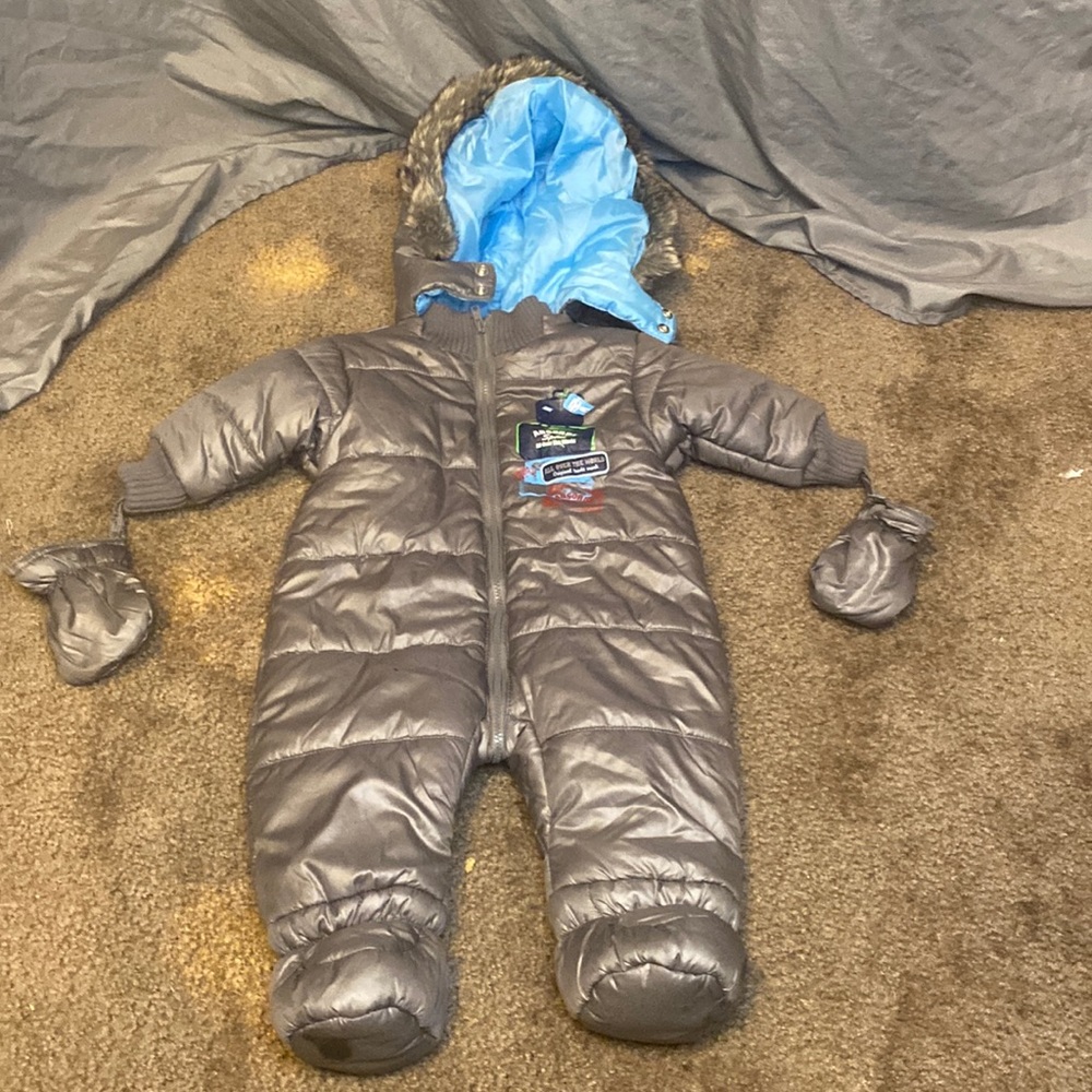 3-6 M snow suit